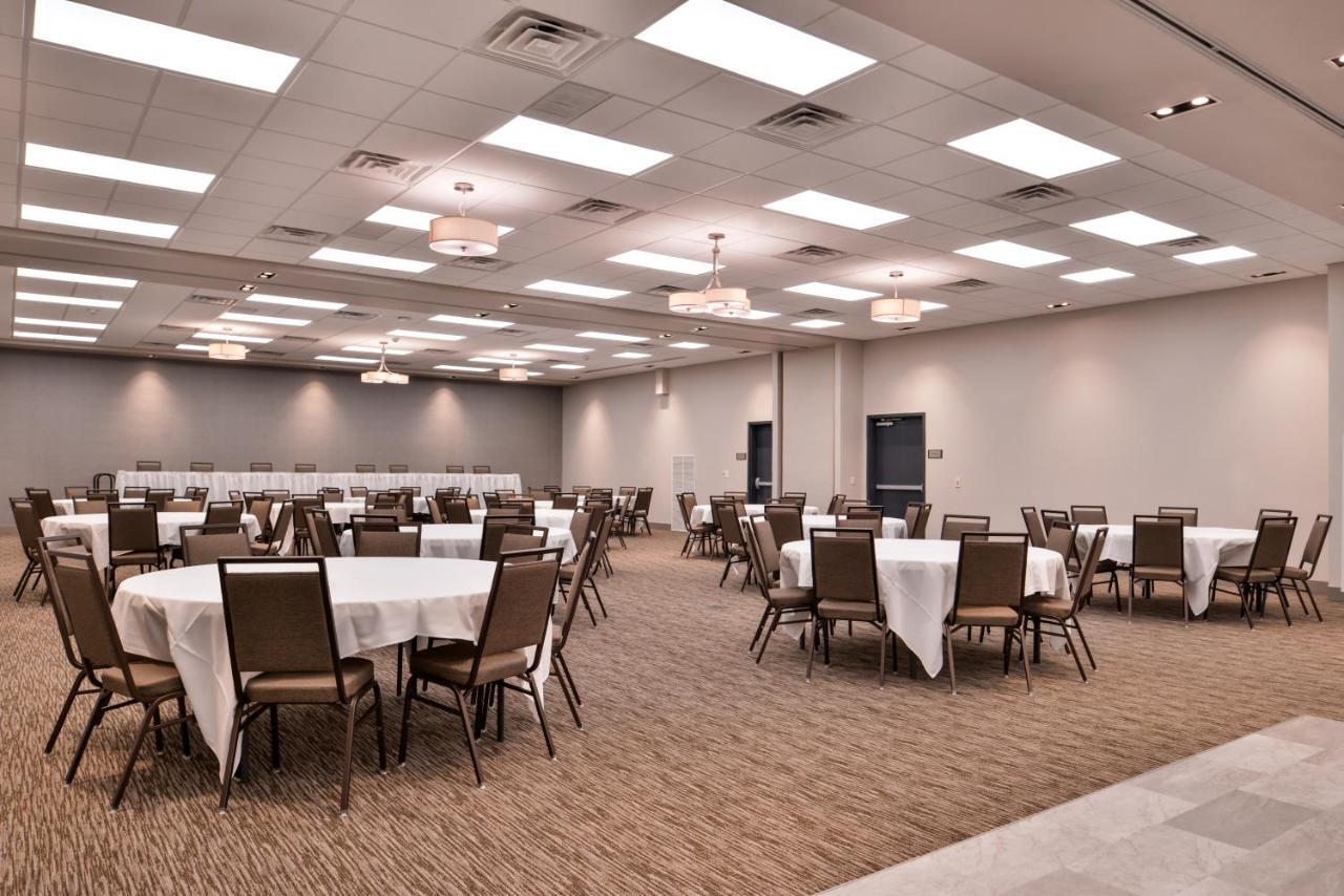 Country Inn & Suites By Radisson, Ft Atkinson, Wi Fort Atkinson Buitenkant foto