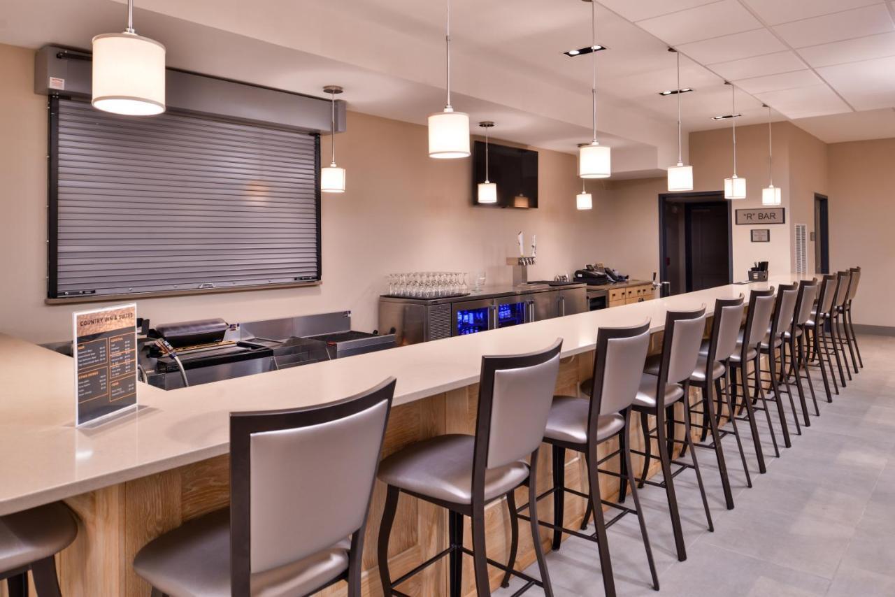 Country Inn & Suites By Radisson, Ft Atkinson, Wi Fort Atkinson Buitenkant foto
